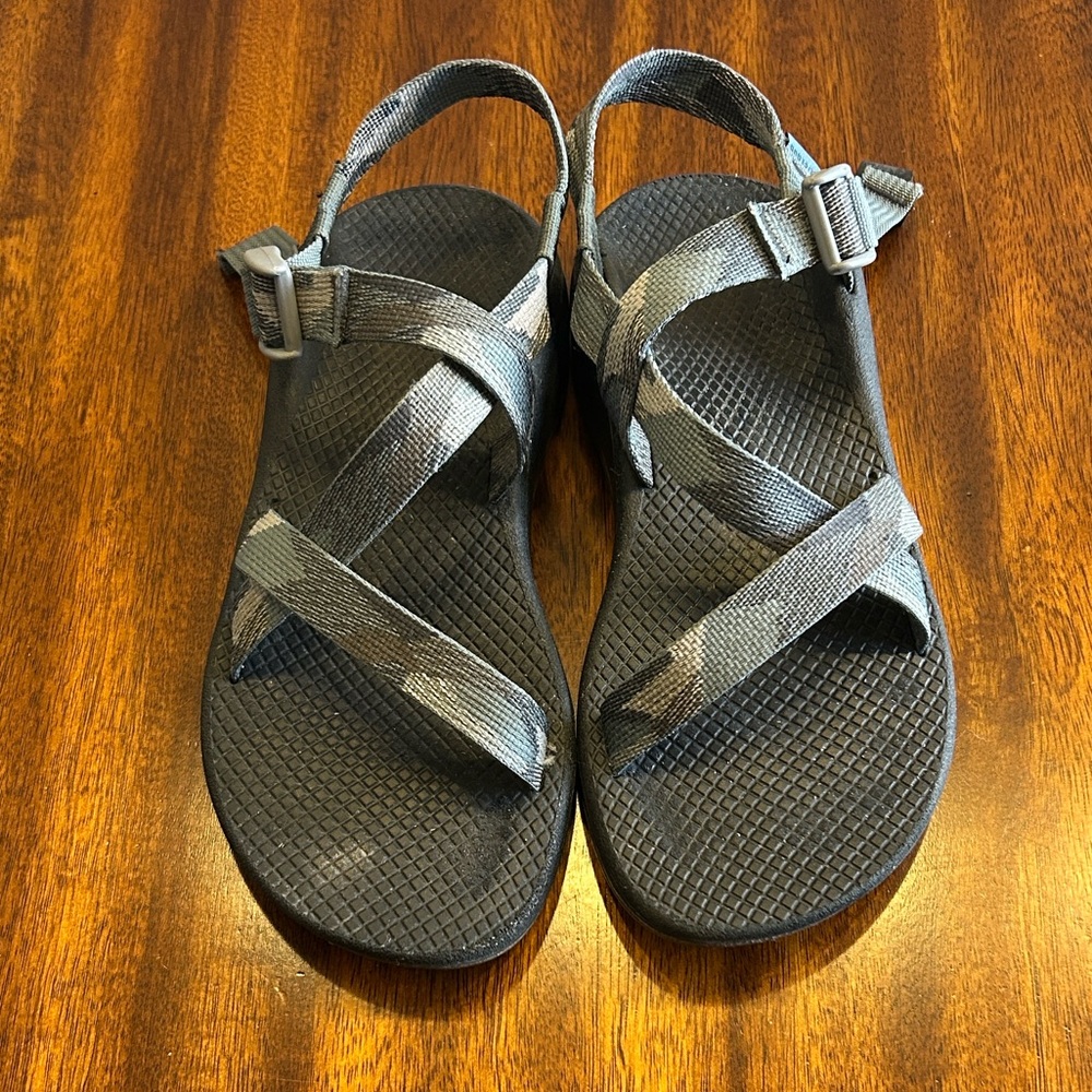 Chaco Women’s Z/Cloud Adjustable Strap Classic Sandal - Size 8